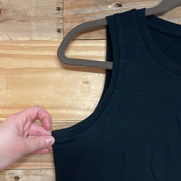 J. Crew Size XS Black Sleeveless Crop 100% Cotton Top With Cute Little Pocket - Picture 4 of 8